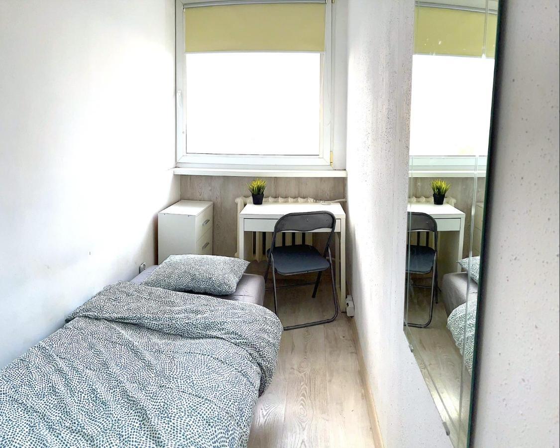 Noclegi - Ul Sliczna Wrocław Extérieur photo
