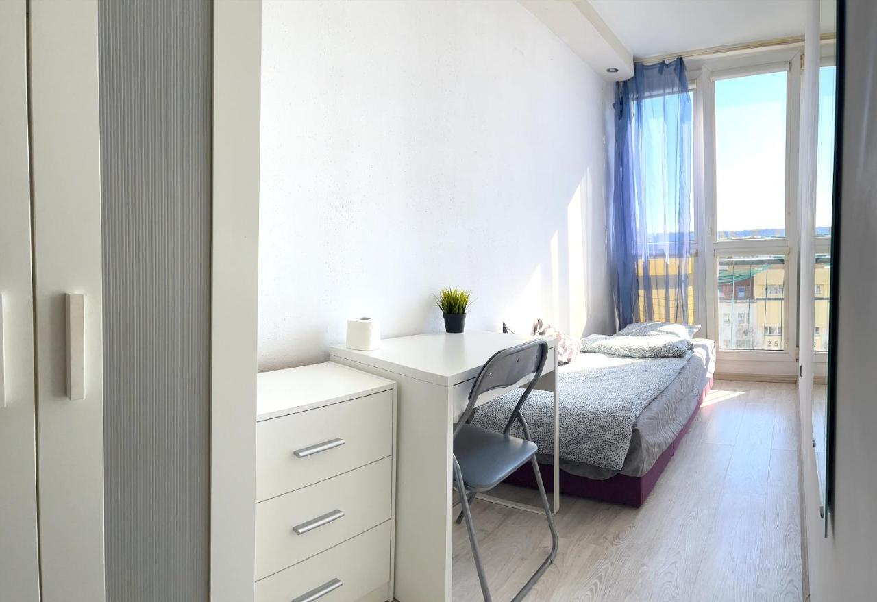 Noclegi - Ul Sliczna Wrocław Extérieur photo